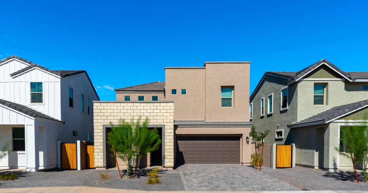 Row of homes in Chandler new home community